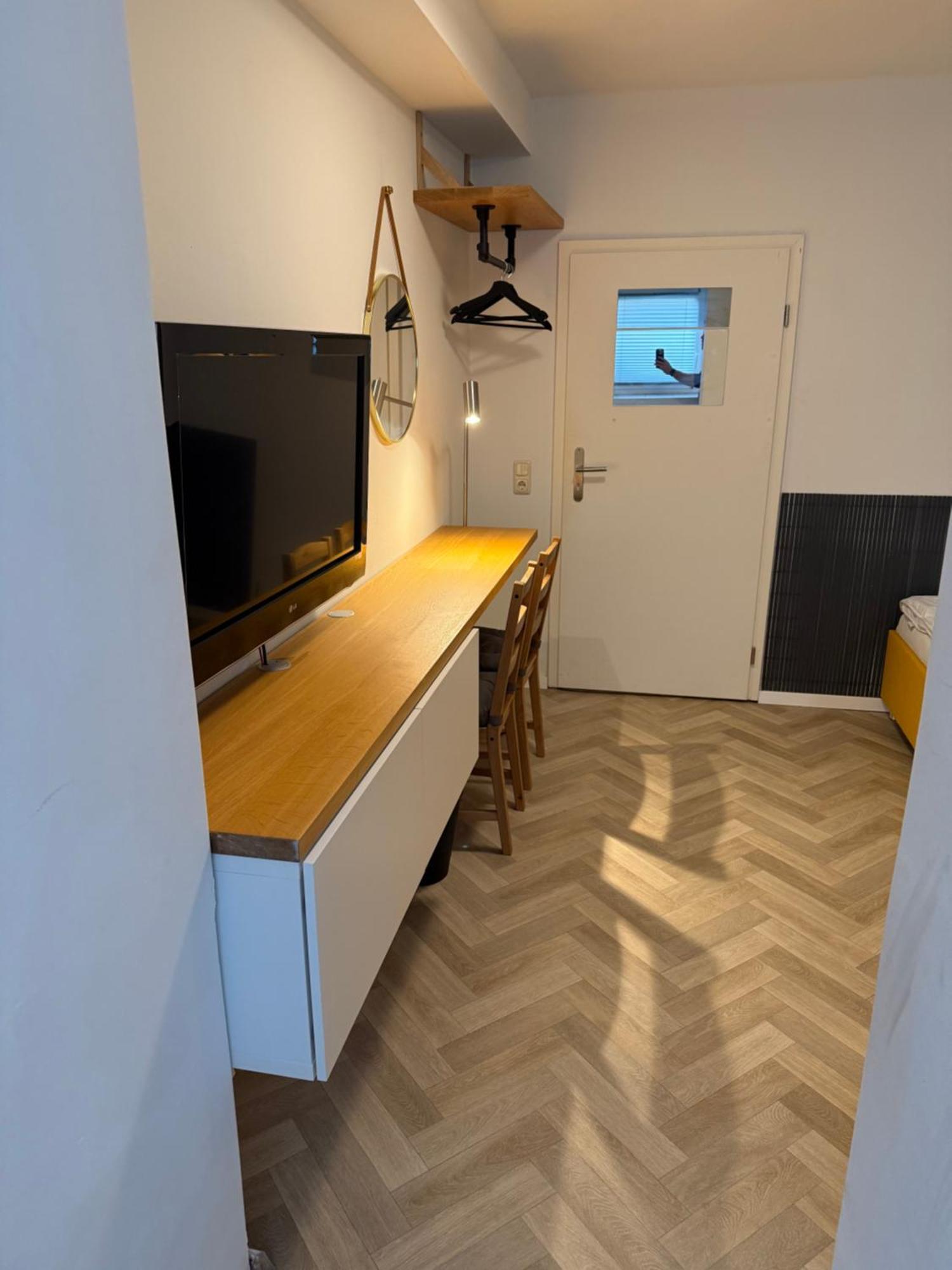 Zentrumsnahes Monteurszimmer Эрфурт Экстерьер фото